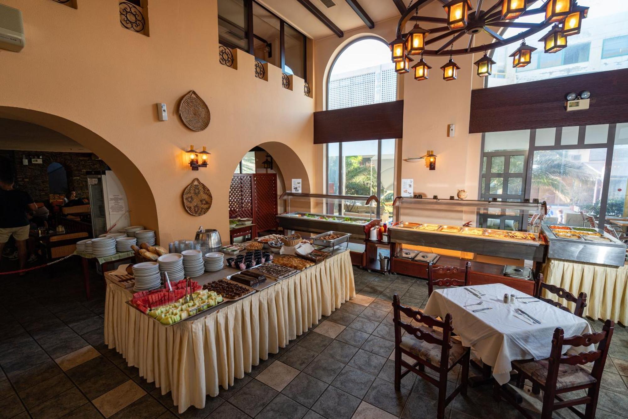 Lefkoniko Beach & Icarus Suite Apts Rethymno  Bagian luar foto