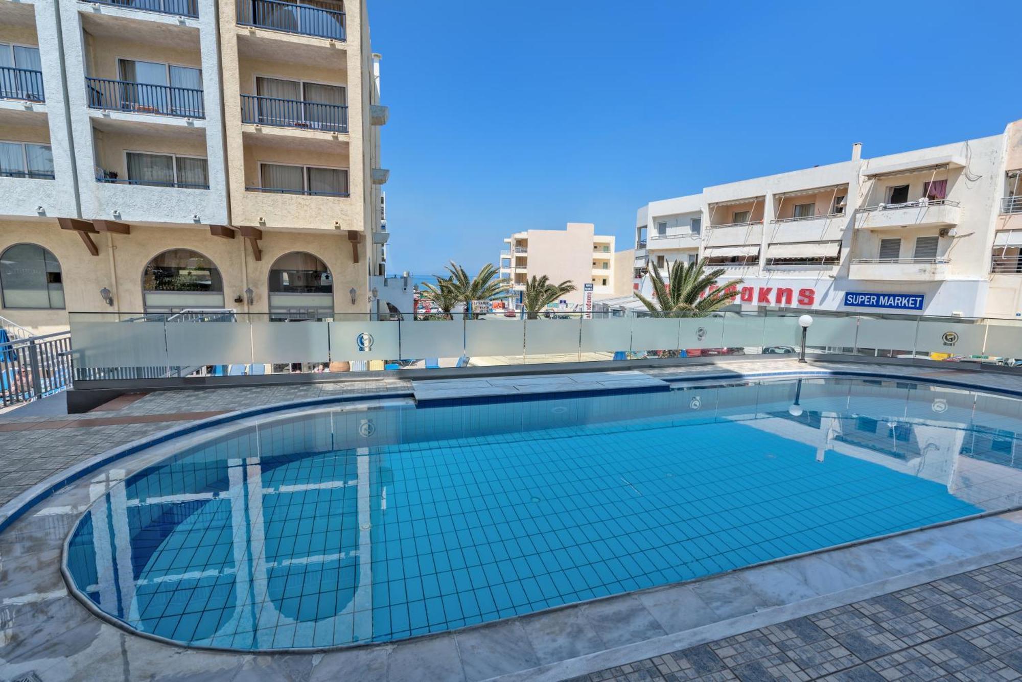 Lefkoniko Beach & Icarus Suite Apts Rethymno  Bagian luar foto