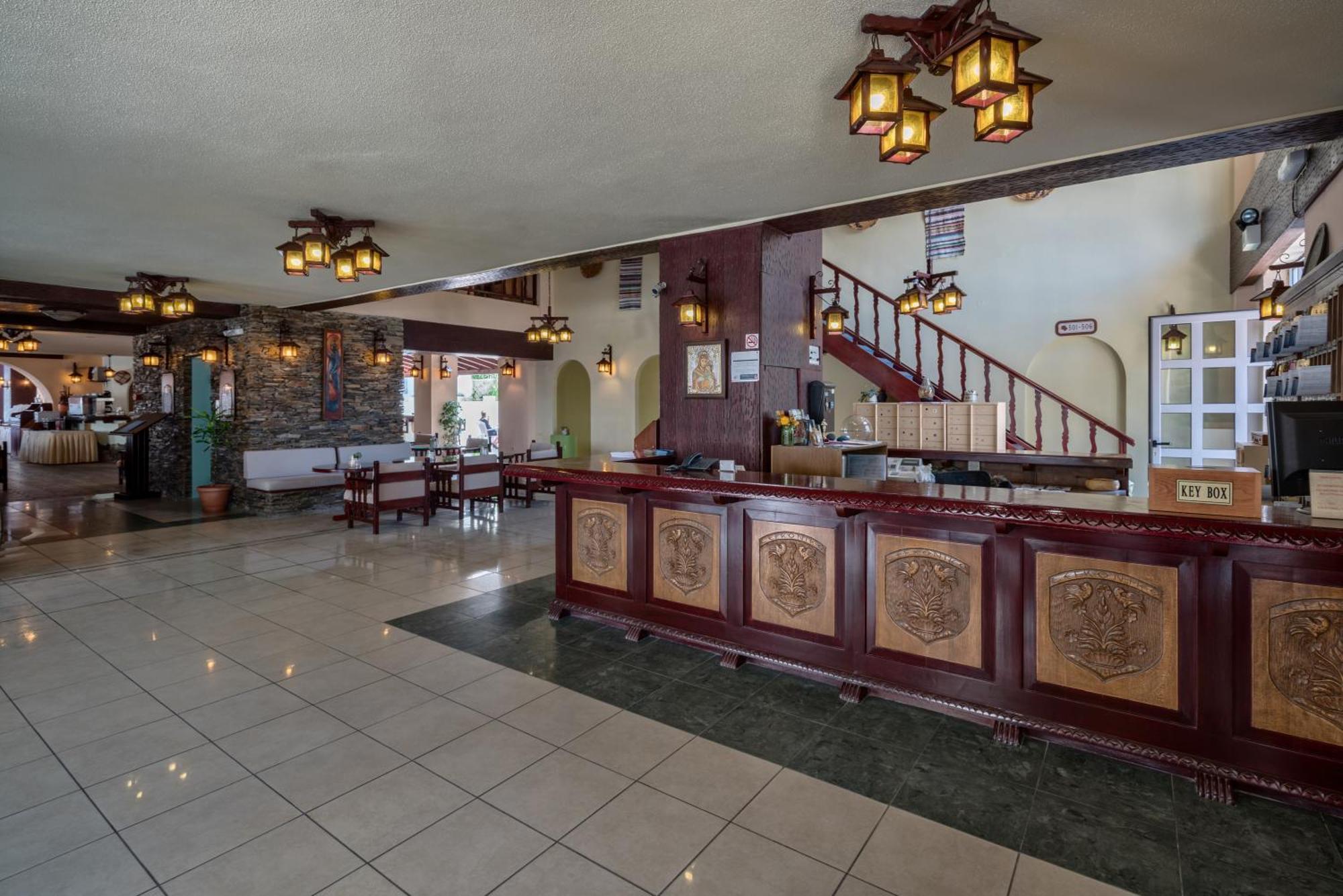 Lefkoniko Beach & Icarus Suite Apts Rethymno  Bagian luar foto
