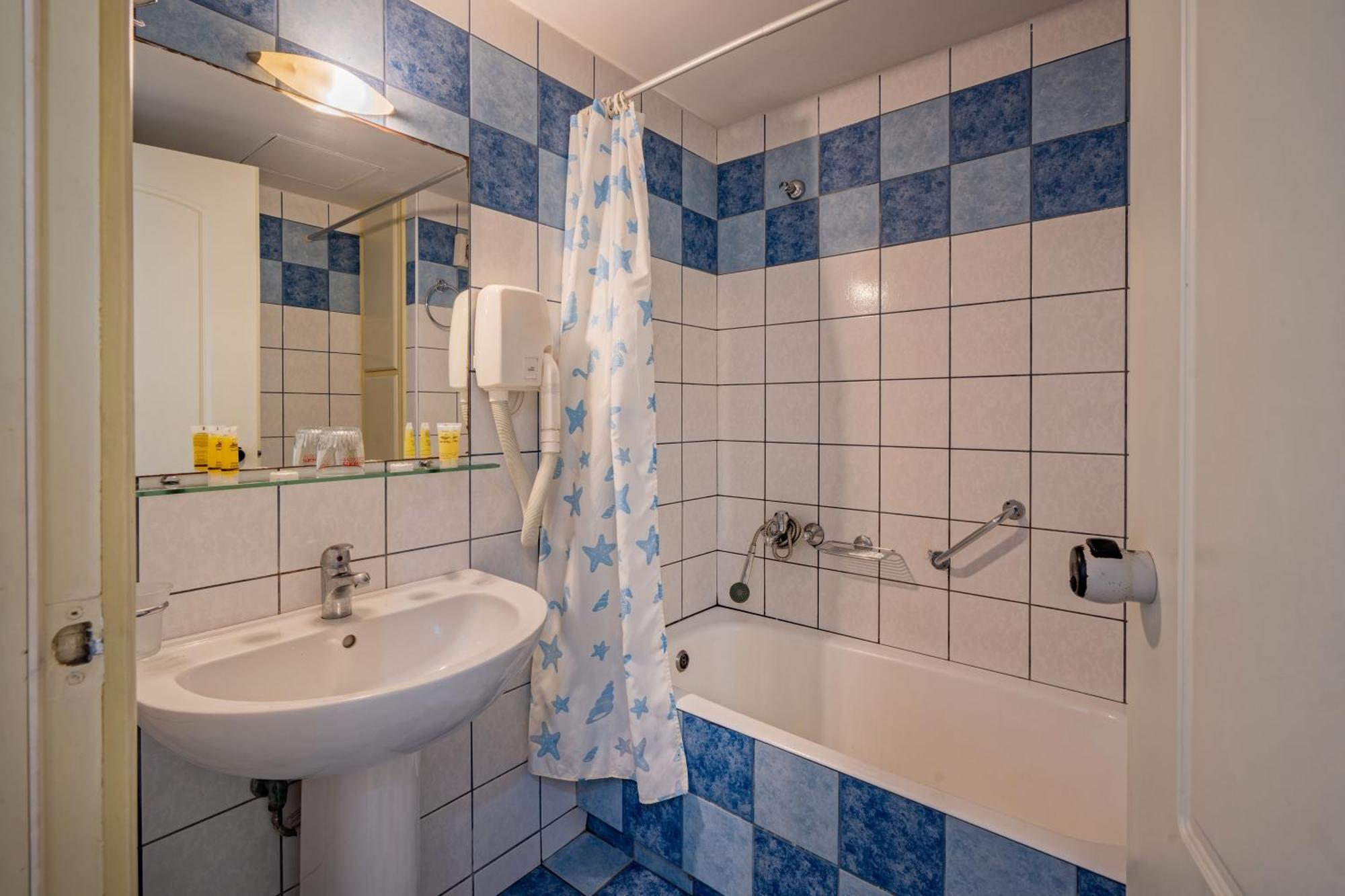 Lefkoniko Beach & Icarus Suite Apts Rethymno  Bagian luar foto
